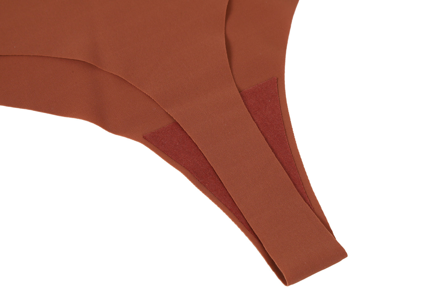 V-SHAPE NUDIE T SHORTS